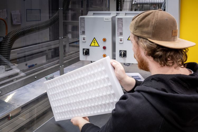 Auszubildende/n zum Kunststoff – und Kautschuktechnologen Fachrichtung Formteile (m/w/d) 2027